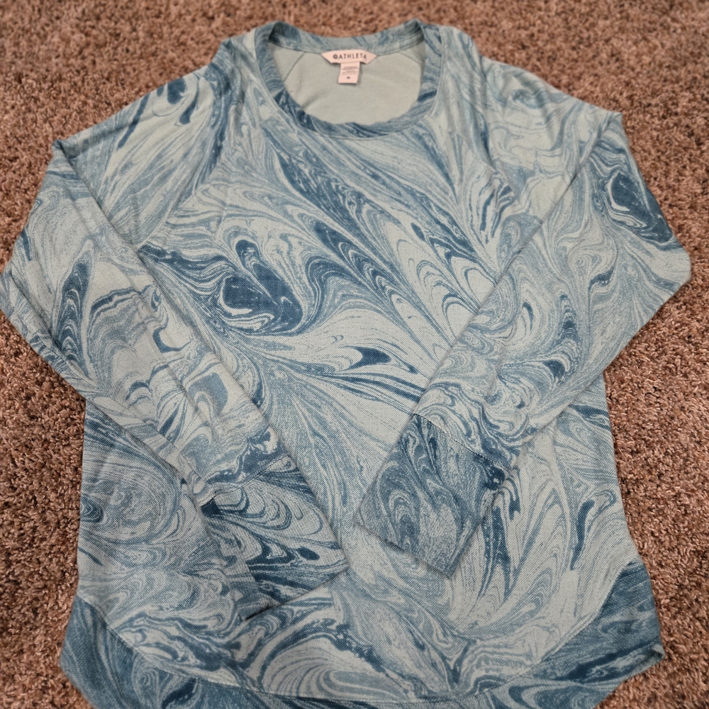 Athleta Light Blue Long Sleeve Top